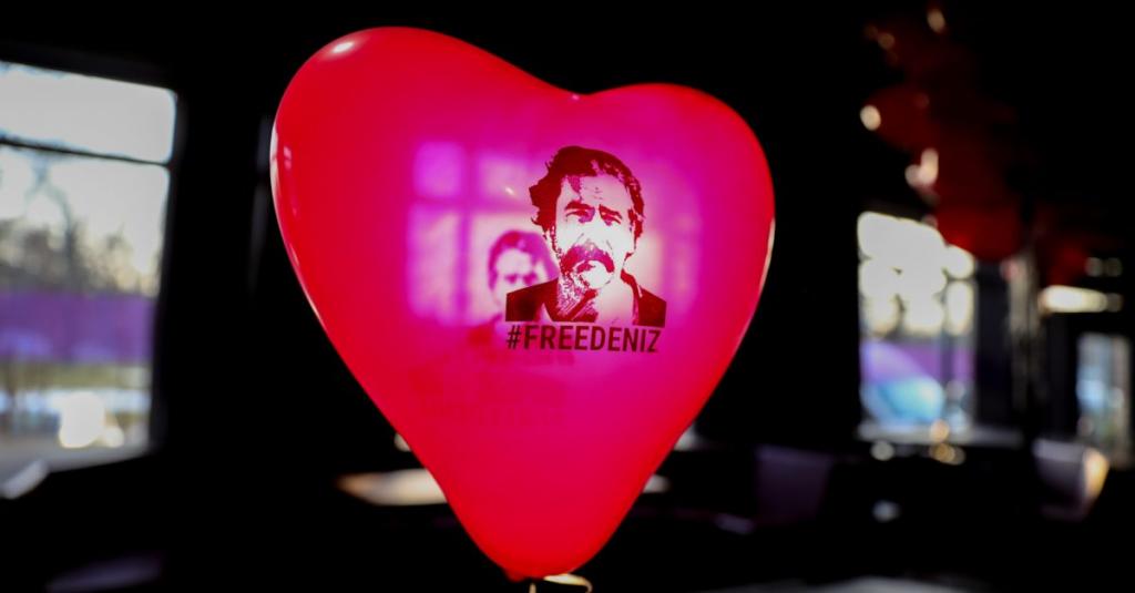 Die Welt reporter Deniz YÃ¼cel freed from Turkish prison