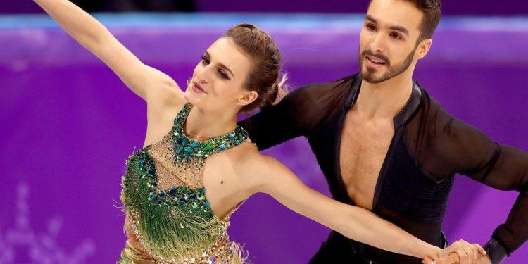 A French figure skaters worst nightmare came true when her costume malfunctioned in the middle of a Winter Olympics routine Video