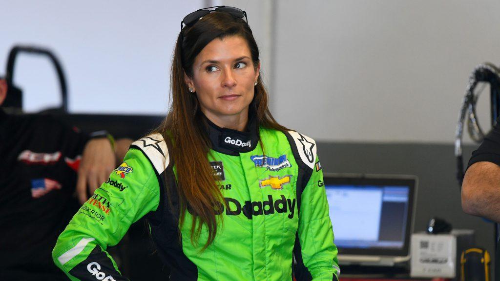 Jimmie Johnsons message to Danica Patrick after Daytona 500 Thank you