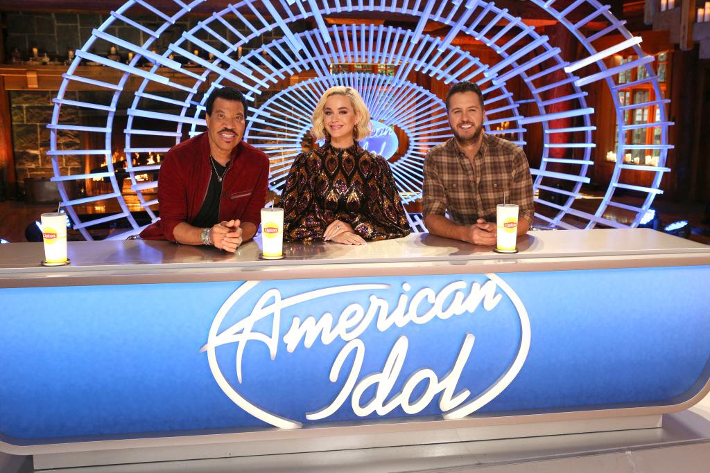 Luke Bryan Will Return to American Idol Tonight After Fast COVID Recovery