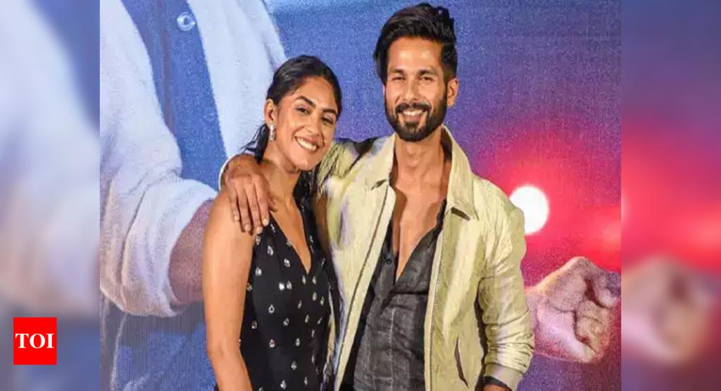 Rapid Fire Jersey actors Shahid Kapoor and Mrunal Thakur face tough questions Exclusive Times of India