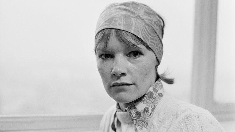 Twotime Oscarwinning actress Glenda Jackson dies at age 87 CNN