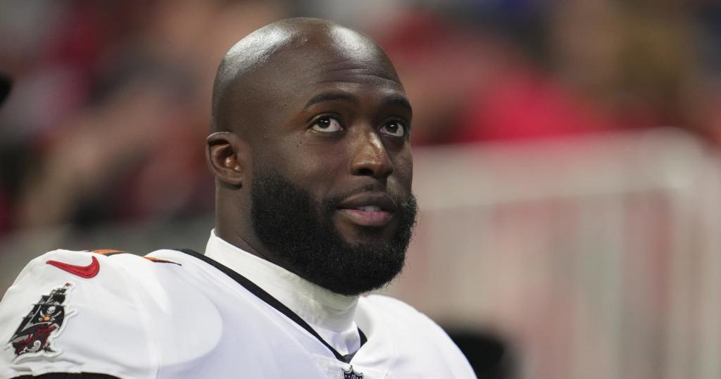 Leonard Fournette Signs Bills Practice Squad Contract Ahead of Game vs Bengals