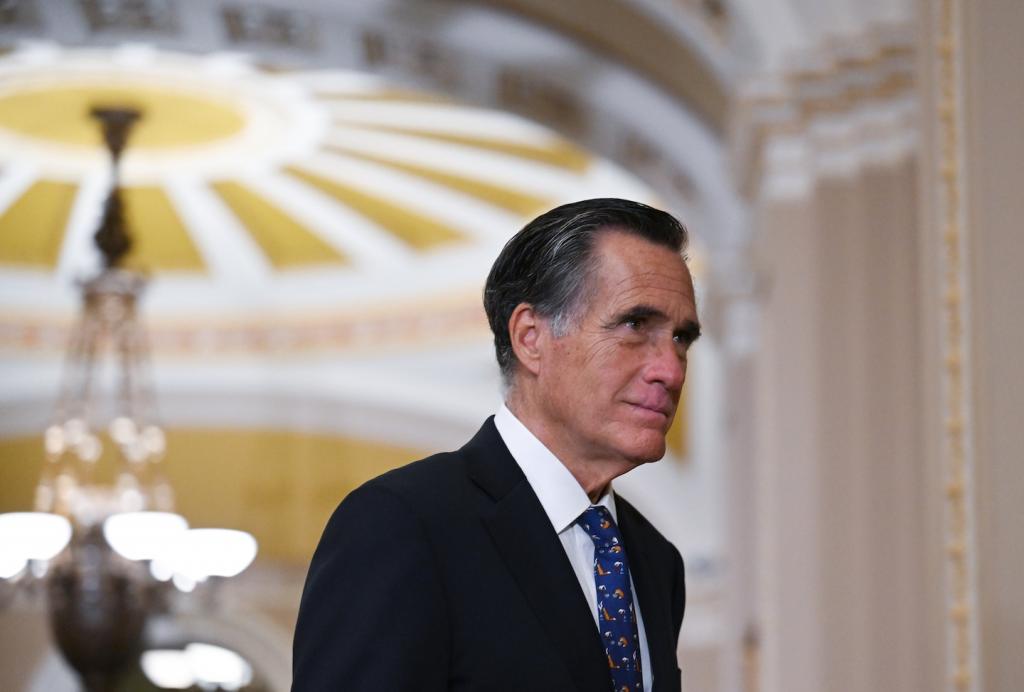 Mitt Romney and Paul Ryan host 2024 candidates at influential donor summit
