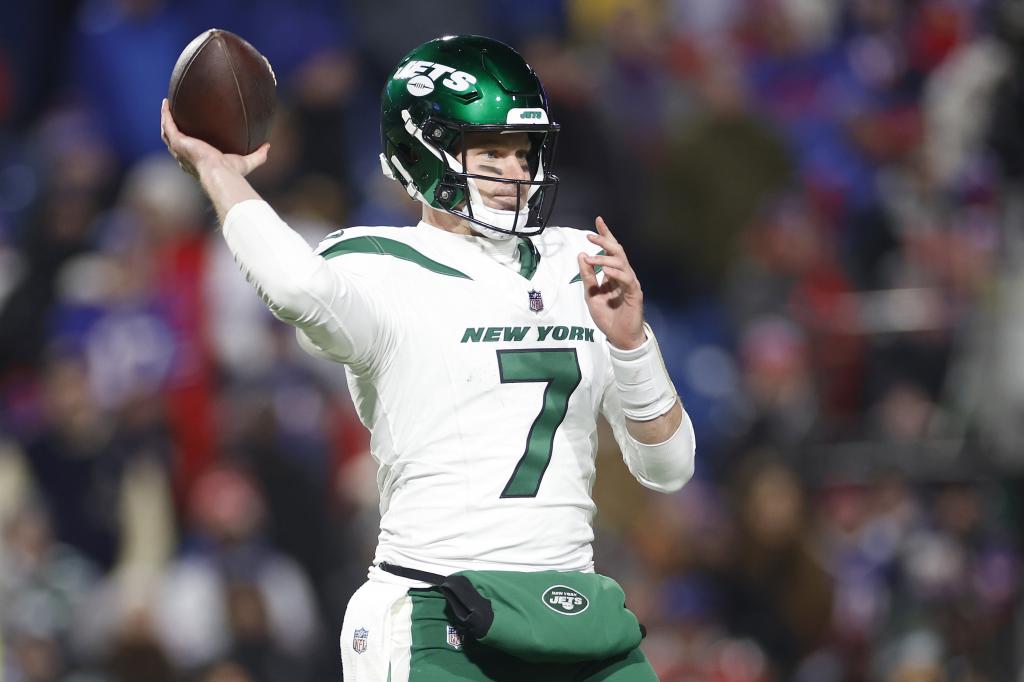 Jets QB Tim Boyle 5 things to know about Zach Wilsons replacement