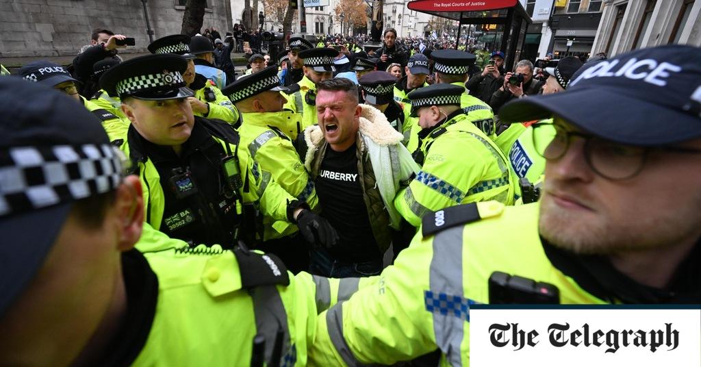 Watch Tommy Robinson arrested at anti-Semitism march