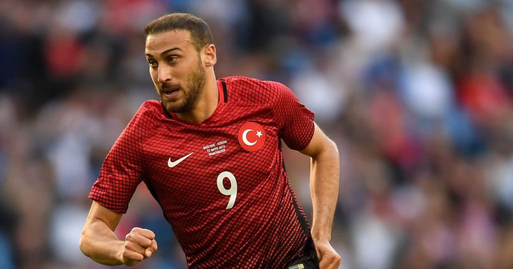 Besiktas have fired a warning to Everton over Cenk Tosun