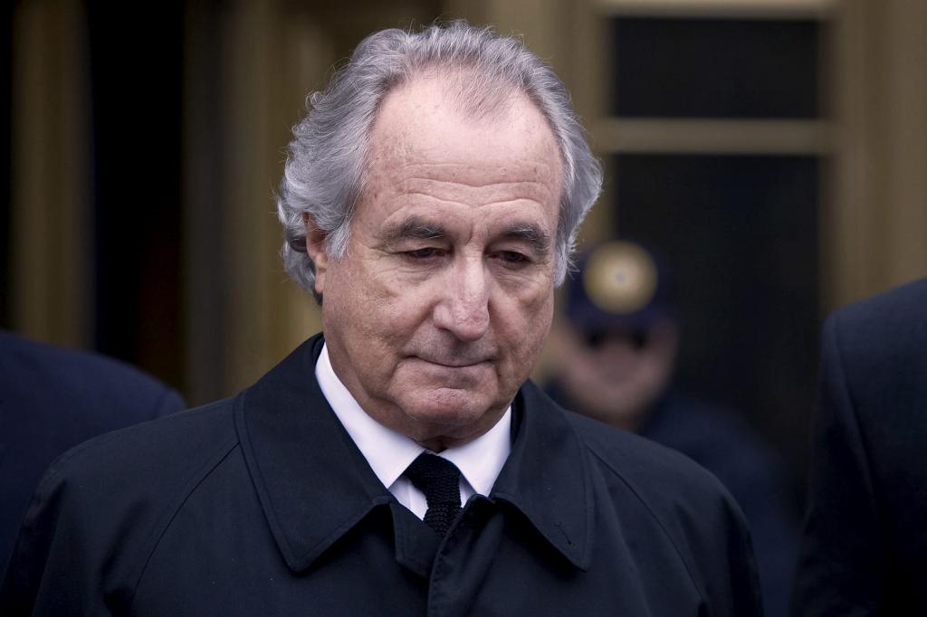 Bernie Madoff, mastermind of the nation's biggest investment fraud, dies at 82