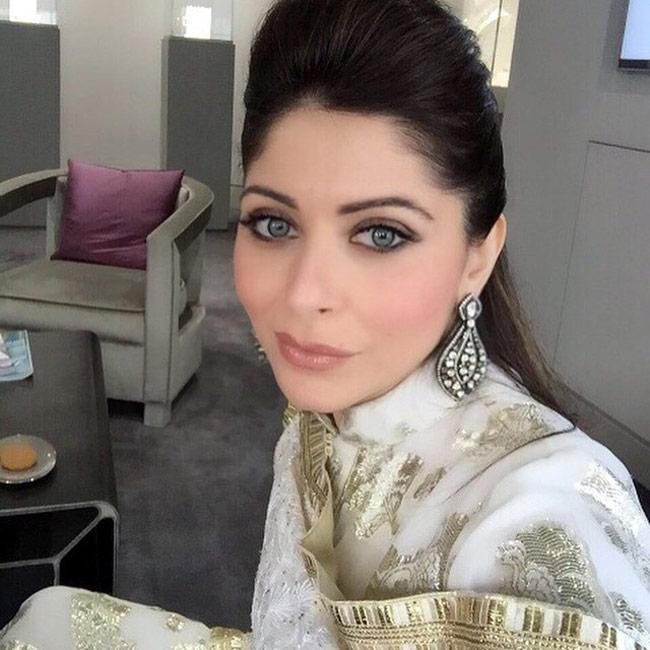 10 Photos Of Chittiyan Kalaiyan Singer Kanika Kapoor We Can't Stop