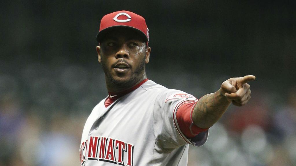 Dodgers Acquire Aroldis Chapman From Reds For Prospects, Report Says