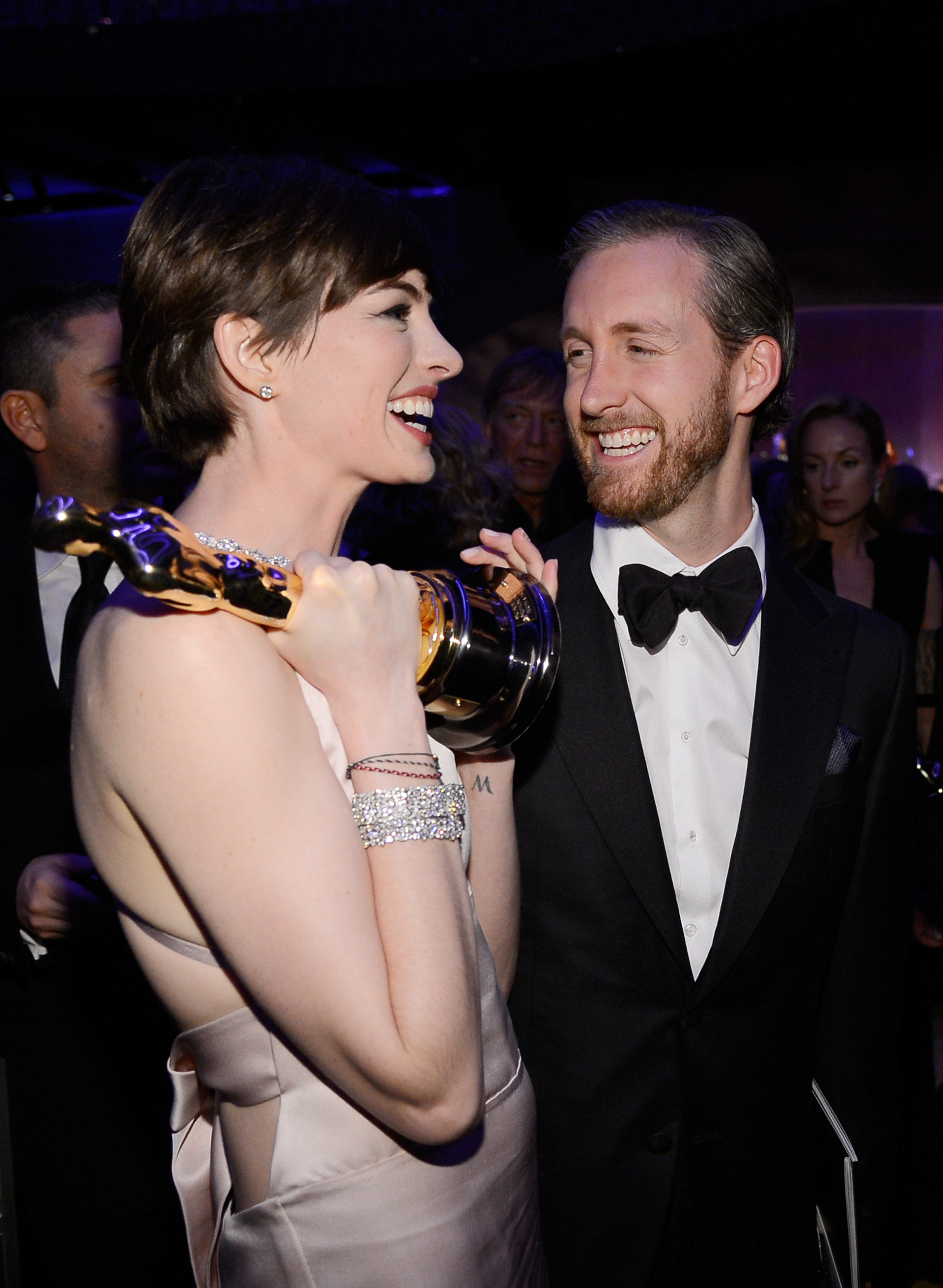 Adam Shulman, Anne Hathaway's Husband: 5 Facts You Need To Know