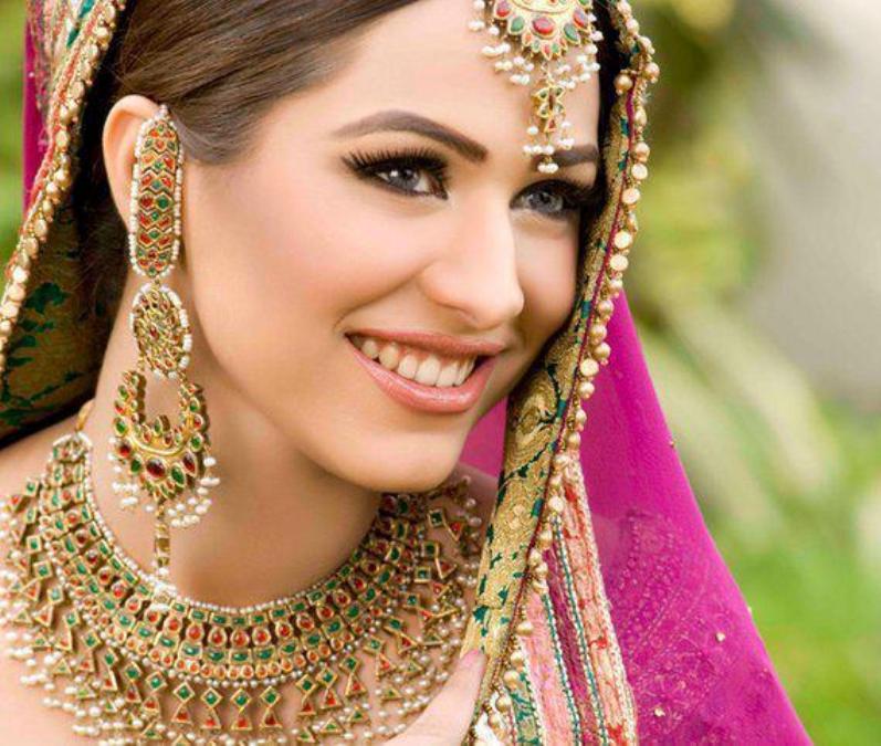Model Ayyan Ali Hot Pictures Profile Biography