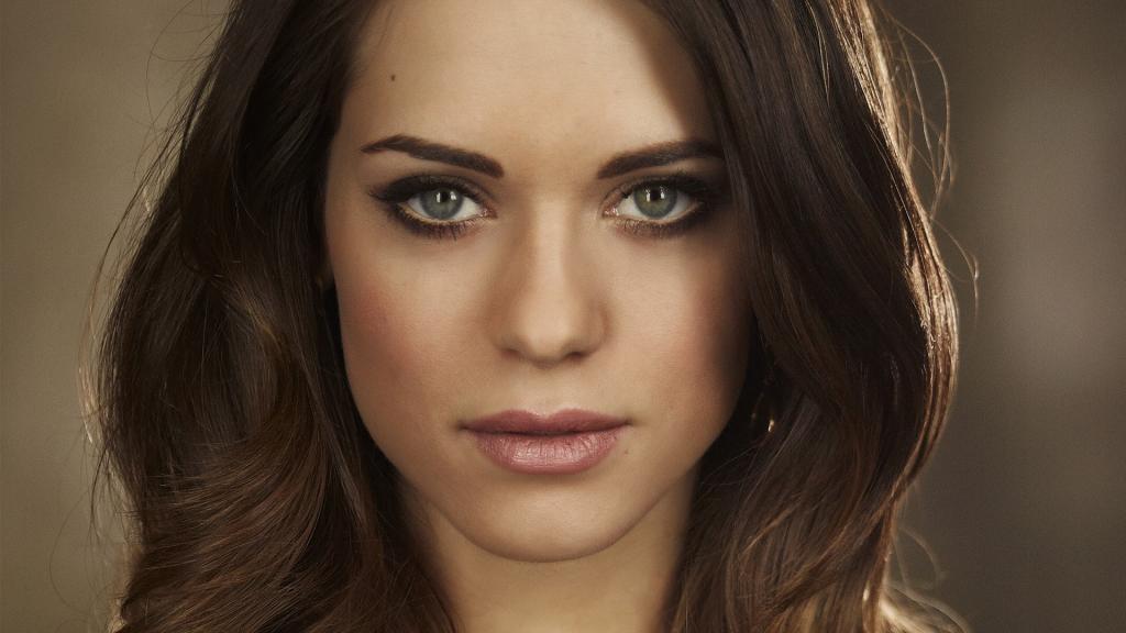 14 Lyndsy Fonseca HD Wallpapers   Backgrounds - Wallpaper Abyss