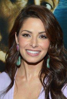 Sarah Shahi - IMDb