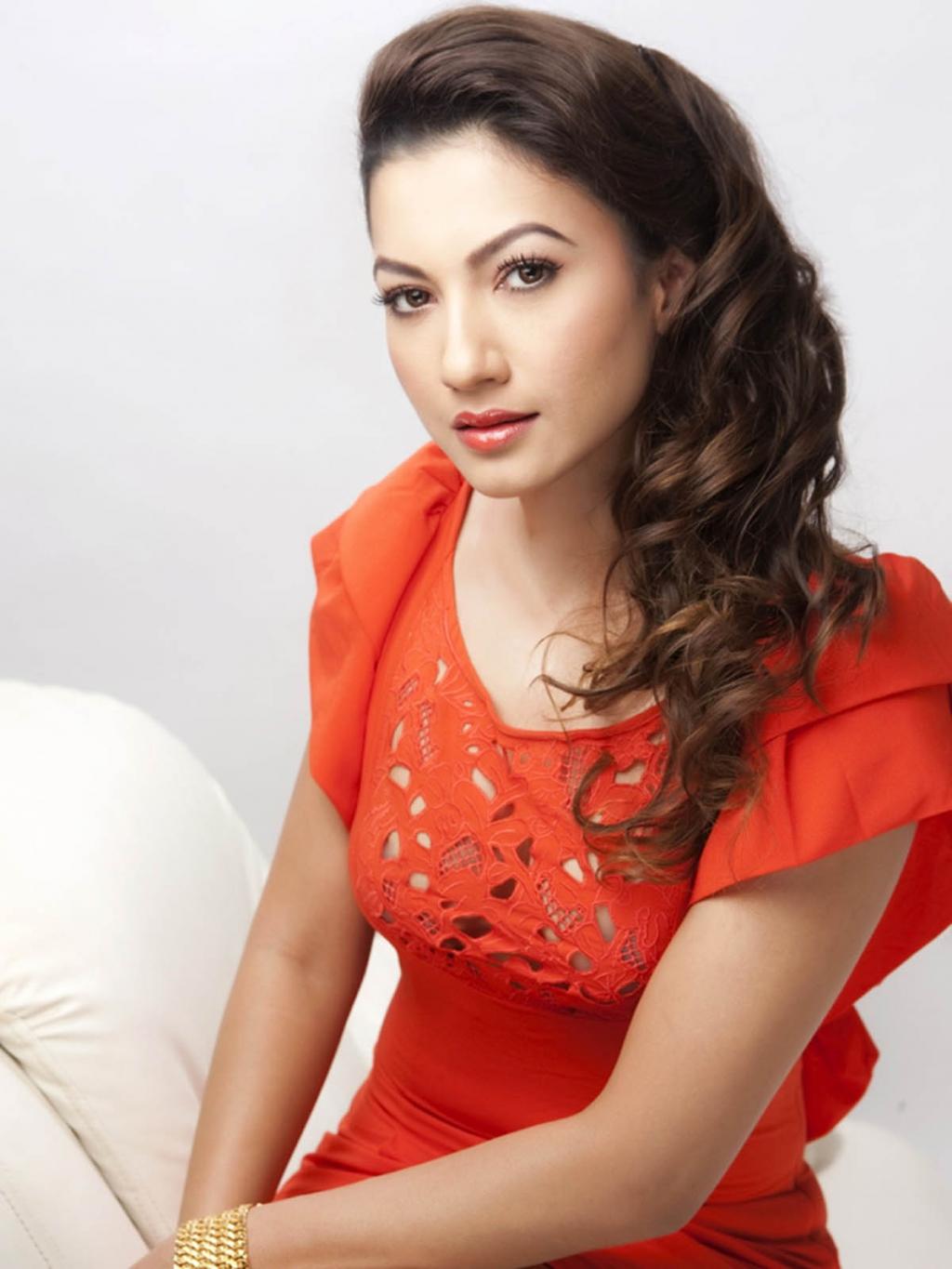 Gauhar Khan Beautiful HD Wallpaper