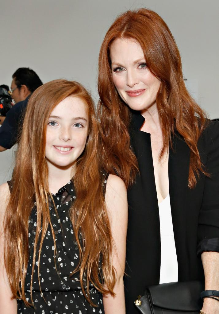 Julianne Moore And Liv Freundlich   Double Take! Meet Hollywood's