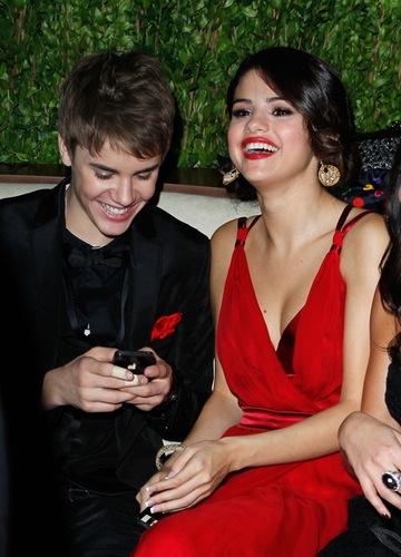 Selena Gomez And Justin Bieber: Singer Proves She's Over Her Ex On