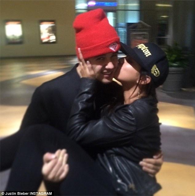 Justin Bieber, Selena Gomez engaged? Bieber plans $1 million