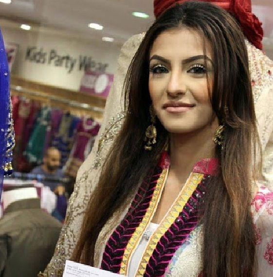 1000+ Images About Faryal Makhdoom On Pinterest   Walima, South