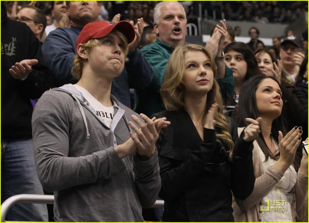 Taylor Swift & Chord Overstreet Taylor Swift Photo