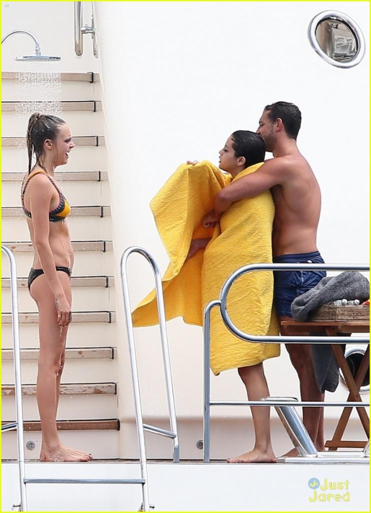 Selena Gomez Cozies Up to Tommaso Chiabra in Saint-Tropez - See the