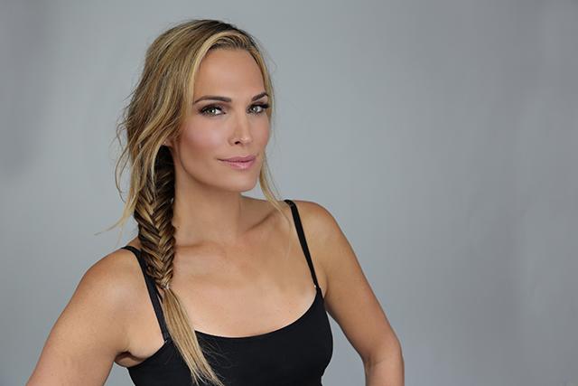 7 Supermodel Natural Beauty Tips & Tricks   Molly Sims