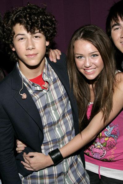 Miley cyrus nick jonas sex Nick Jonas and Miley Cyrus