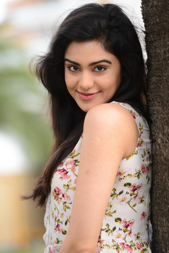 Adah Sharma Hot Images Pictures Wallpapers !! - Uthmate
