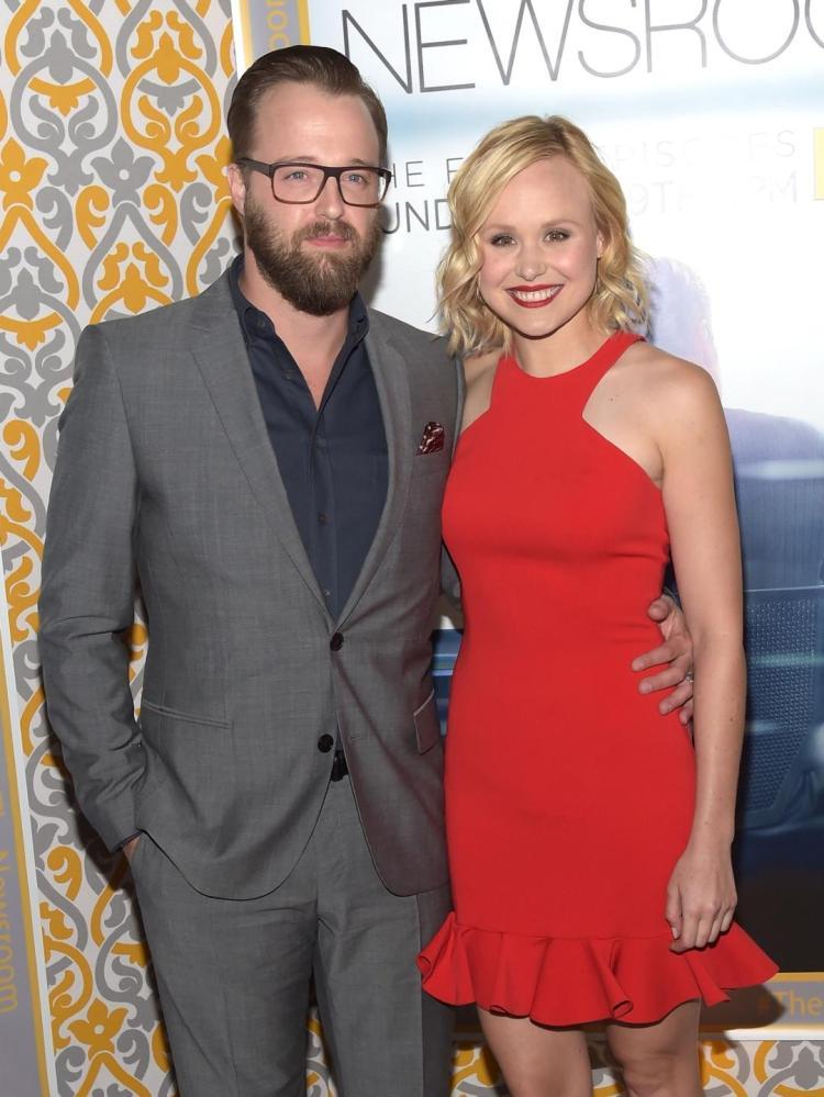 Alison Pill, Joshua Leonard Engaged - NY Daily News