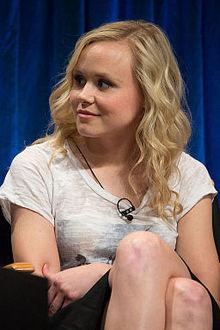 Alison Pill - Wikipedia