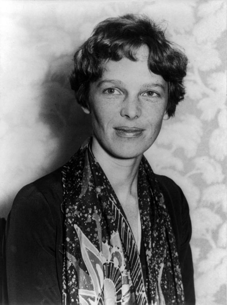 Amelia Earhart - Simple English Wikipedia, The Free Encyclopedia
