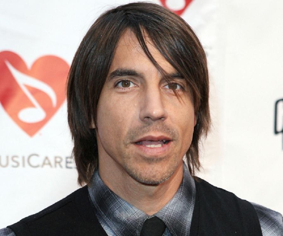 Anthony Kiedis Biography - Childhood, Life Achievements & Timeline