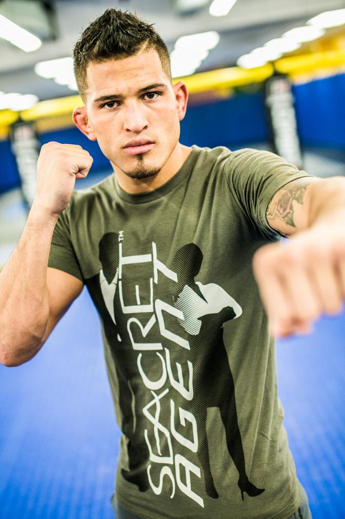 Anthony Pettis, Seacret Agent   UFC Anthony Showtime Pettis - Work