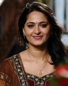 Anushka Shetty Biography, Wiki, DOB, Family, Profile, Movies, Photos