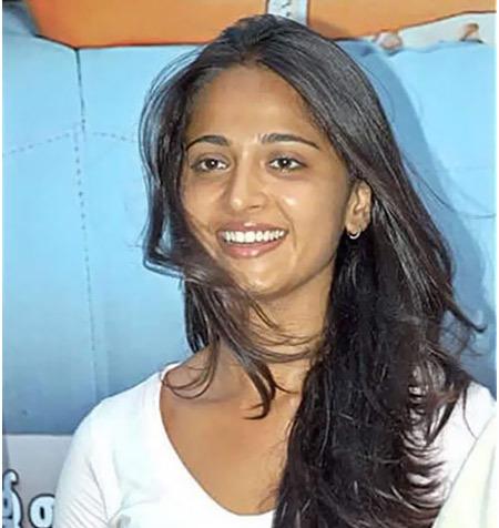 Anushka Shetty Without Makeup - Top 10 Beautiful Pictures