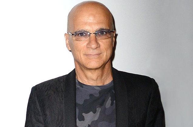 Apple's Jimmy Iovine Apologizes For Saying Women 'Find It Very