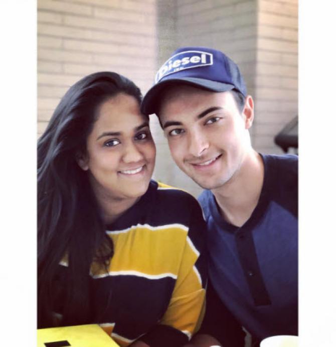 Arpita Khan And Ayush Sharma Cutely Wish Each Other On Their 2nd