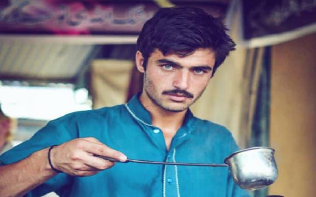 Arshad Khan: 'Dreamy-eyed' Tea Seller Becomes Model After Photo