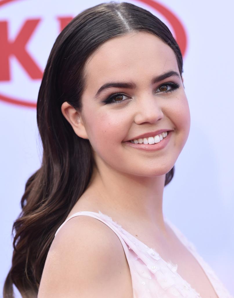 Bailee Madison Is Starting An Inspiring YouTube Channel - Twist