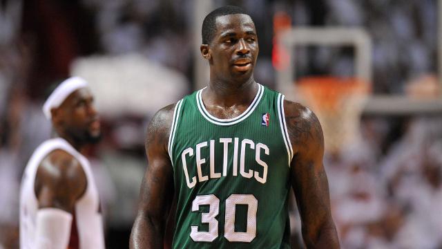 Brandon Bass Smile photos