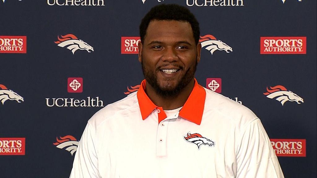 Broncos Introduce Offensive Lineman Donald Stephenson      CBS Denver