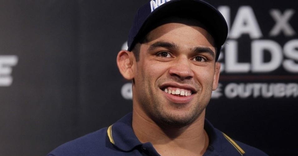 Can We Get A Before And After Of Renan Barao's New Teeth? : MMA