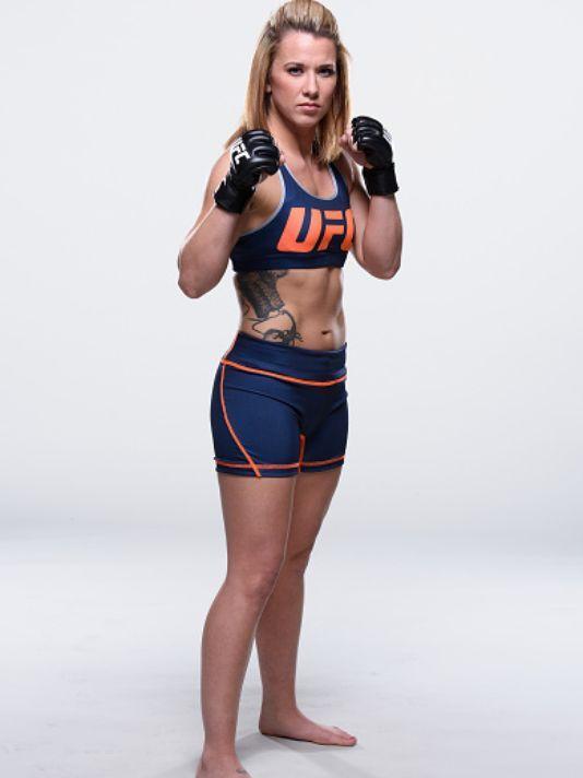 Couch Q&A: Amanda Bobby Cooper On Life On TV's 'The Ultimate Fighter'