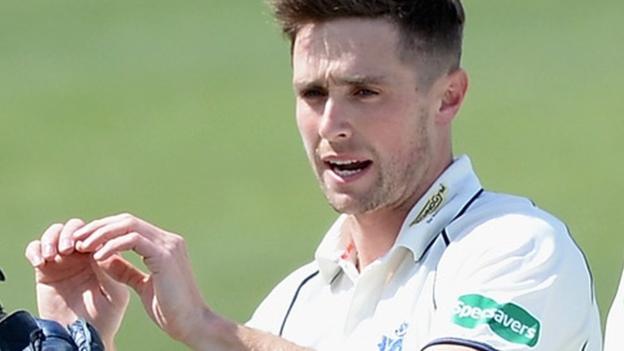 County Championship: Chris Woakes Takes 9-36 For Warwickshire After