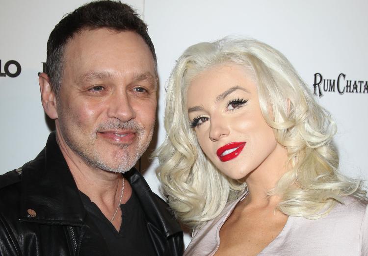 Courtney Stodden & Doug Hutchison To Renew Vows In Early 2016