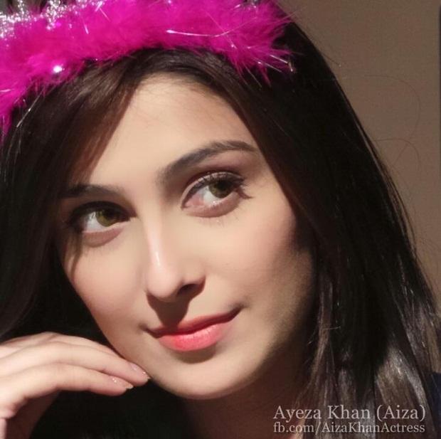Cute Pakistani Actress And Model Aiza Khan (Ayeza Khan) Photos