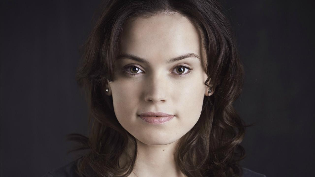 Daisy Ridley May Play Lara Croft In Tomb Raider Reboot - IGN