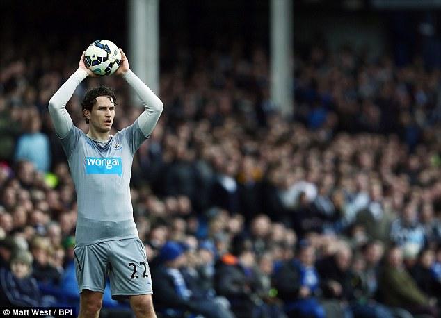 Daryl Janmaat Willing To Play Anywhere For Newcastle As The Full