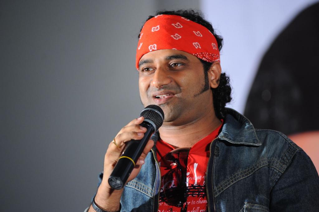 Devi Sri Prasad Reaches A New Milestone - IFlickz