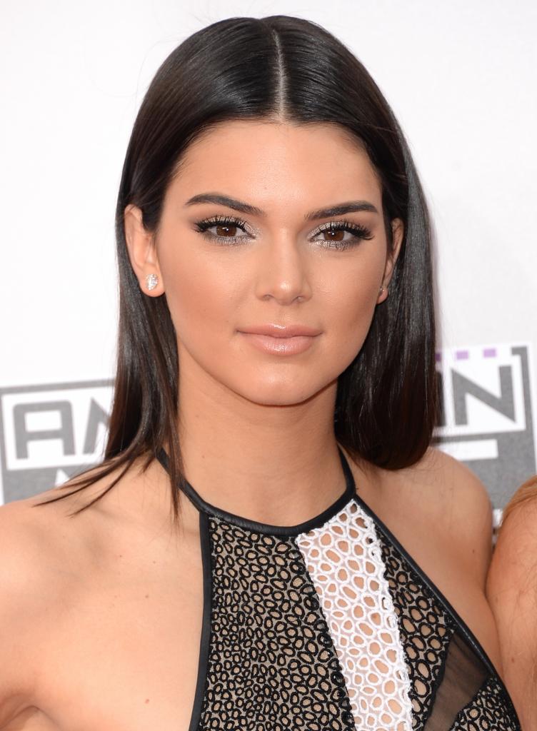 Did Kendall Jenner Have A Nose Job? Sure Looks Like It! - Life & Style